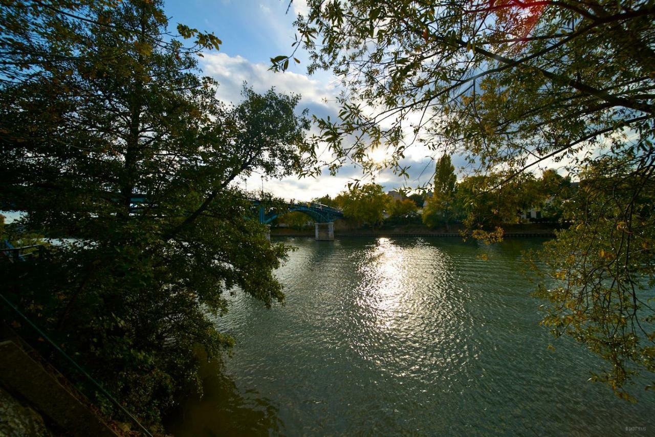 Appartamento Gite Bord De Marne Paris Bry-sur-Marne Esterno foto