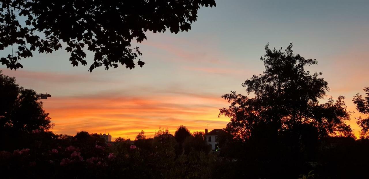 Appartamento Gite Bord De Marne Paris Bry-sur-Marne Esterno foto